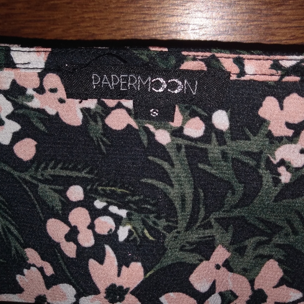 Papermoon - Picture 2 of 2